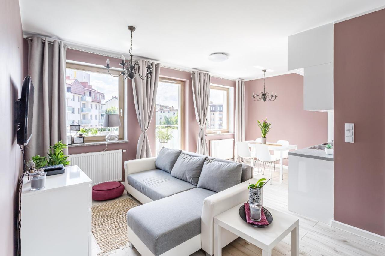 Apartament "Anna" - Kwartal Rozy Wiatrow, 15 Min Spacerem Od Plazy Swinoujscie Exterior photo